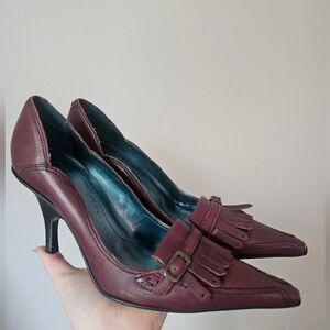 Bronx Burgundy Pointed-Toe Kiltie Heels